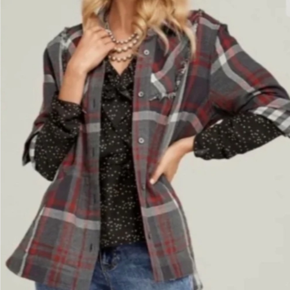 Plaid Button-Up Shirt - Red and Gray Cabi size M